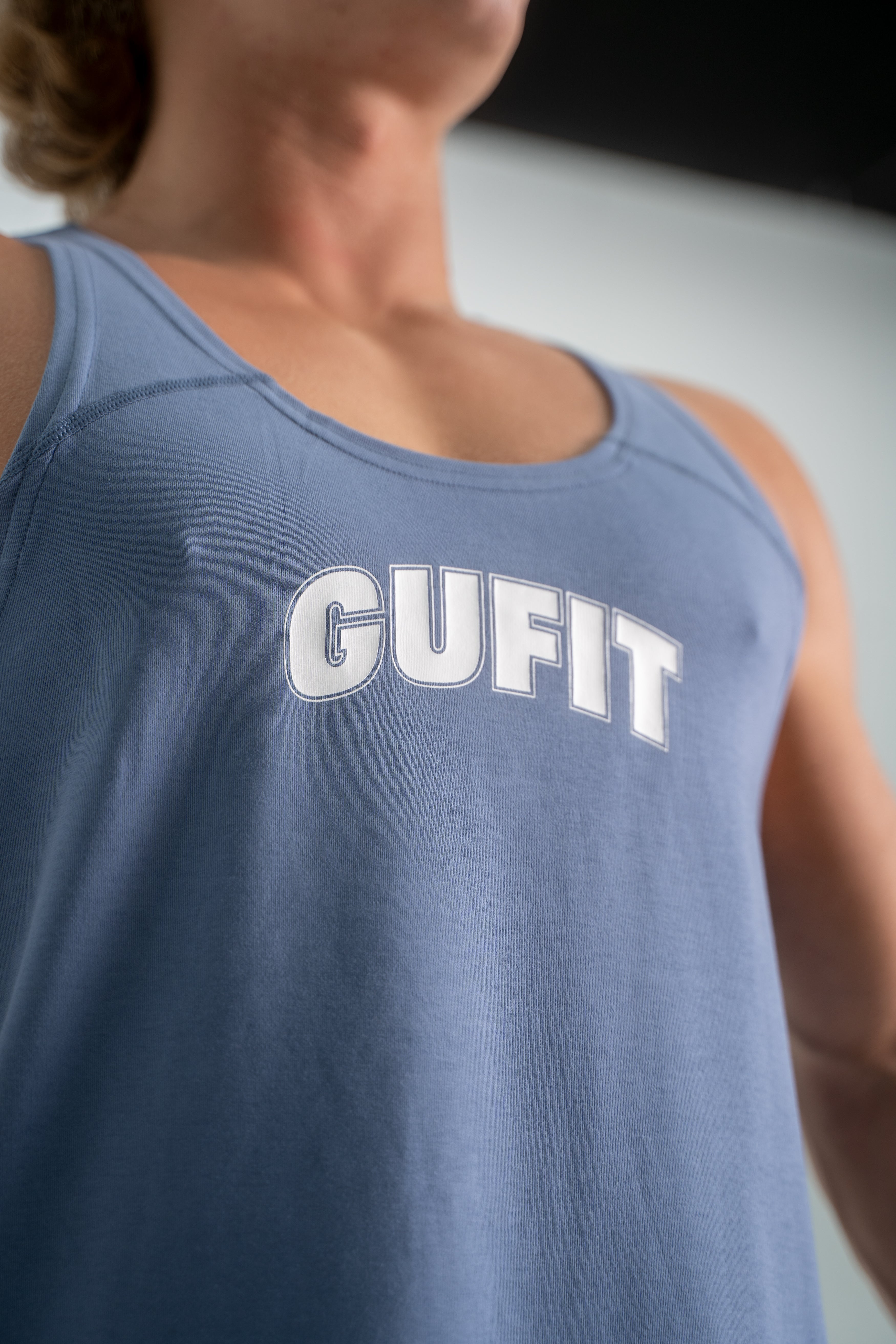 Arched Emblem Tapered Stringer - GUFIT